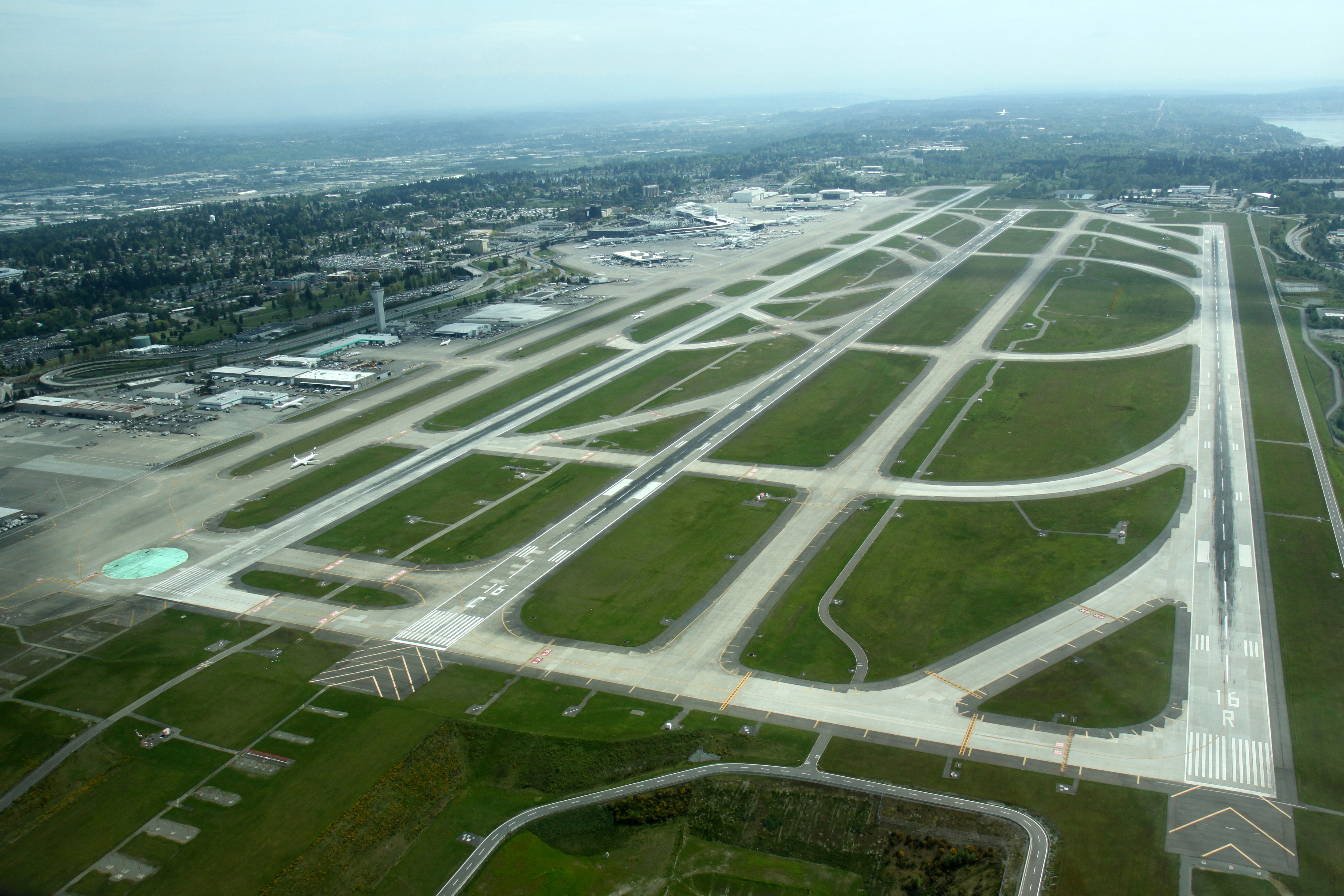 Aerial photo of Sea-Tac Airport KSEA runways, May 2012