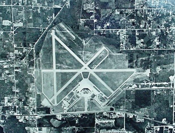 Aerial photograph of Sea-Tac Airport in 1948 with original X-shaped runways